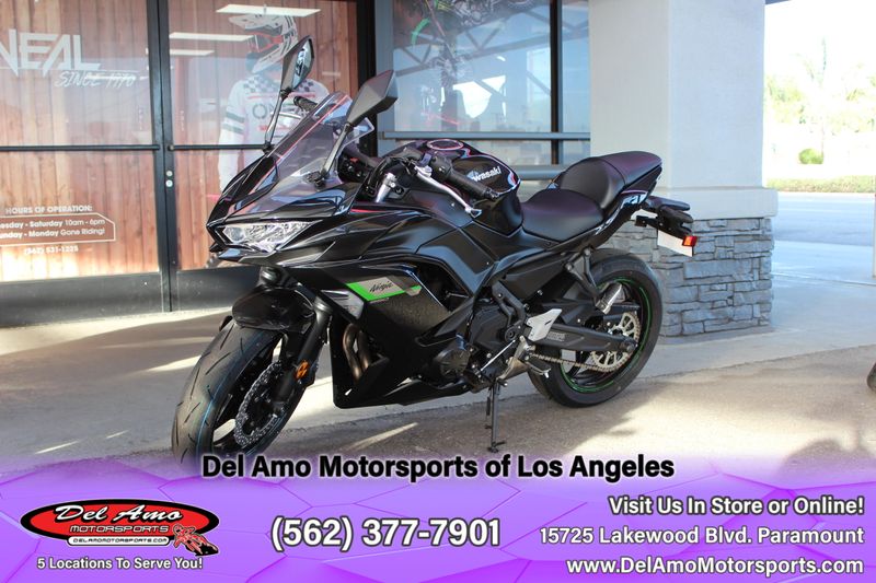 2025 Kawasaki NINJA 650 Image 5
