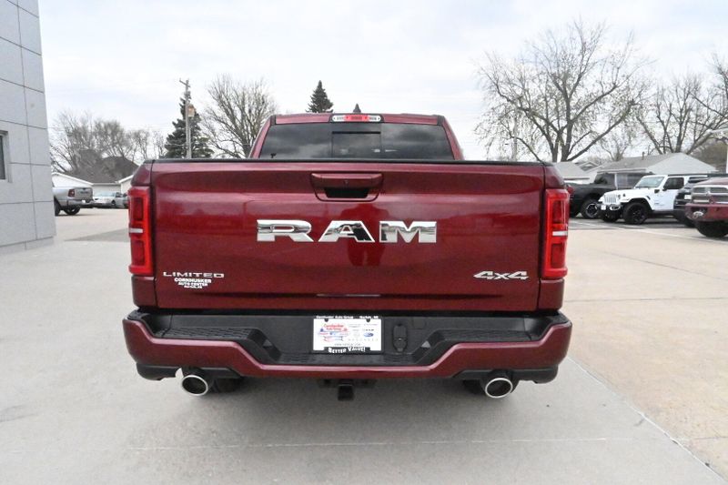 2025 RAM 1500 LimitedImage 10