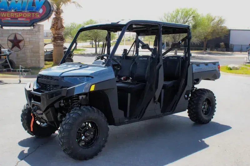 2025 Polaris RANGER CREW XP 1000 PREMIUM STEALTH GRAY Image 17