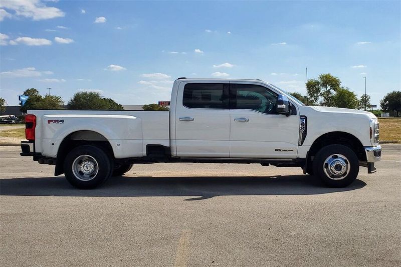 2024 Ford F-350 Lariat photo 5