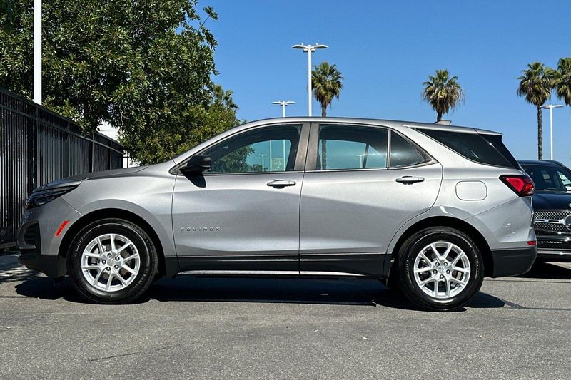 Used 2024 Chevrolet Equinox LSImage 7