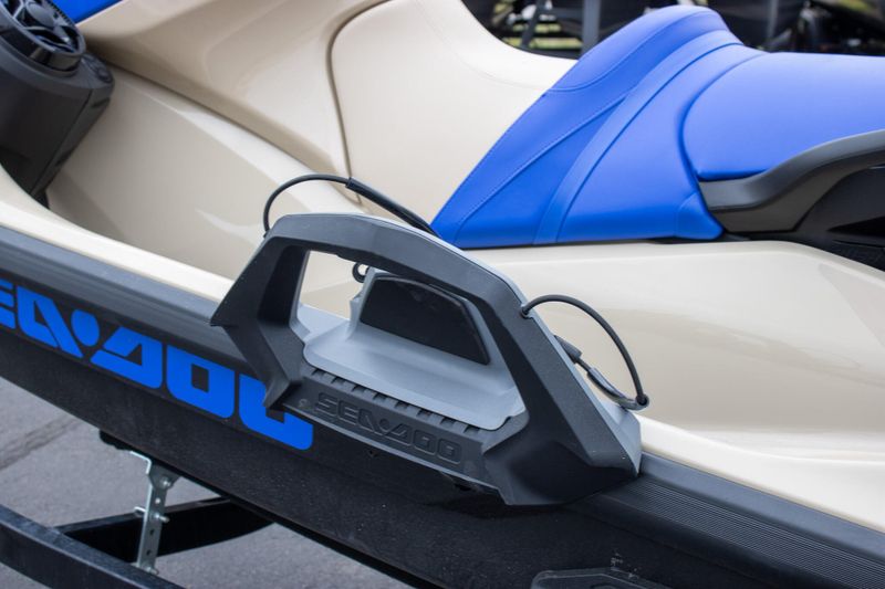 NEW 2026 SEADOO WAKE 170 WITH SOUND SYSTEM Image 9