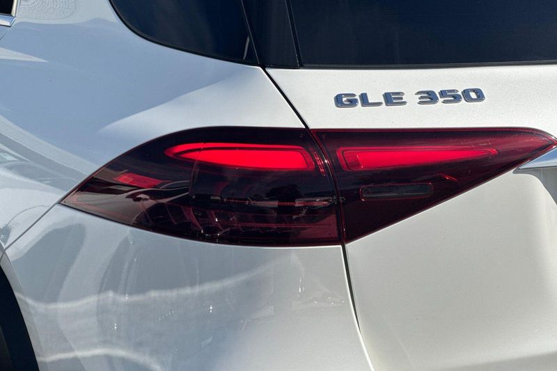 Used 2024 Mercedes-Benz GLE 350Image 35
