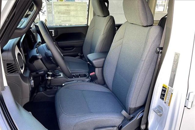 New 2025 Jeep Wrangler 4-door Sport SImage 8