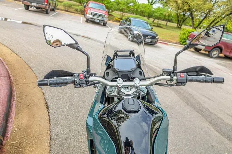 NEW 2026 KAWASAKI KLE 500 SE ABS Image 5