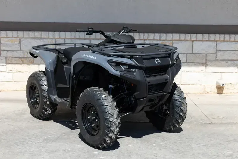 2025 Can-Am OUTLANDER DPS 500 GRANITE GRAY Image 1