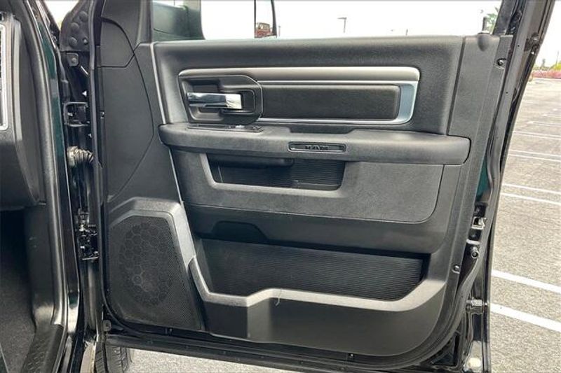 2021 RAM 1500 Classic WarlockImage 23
