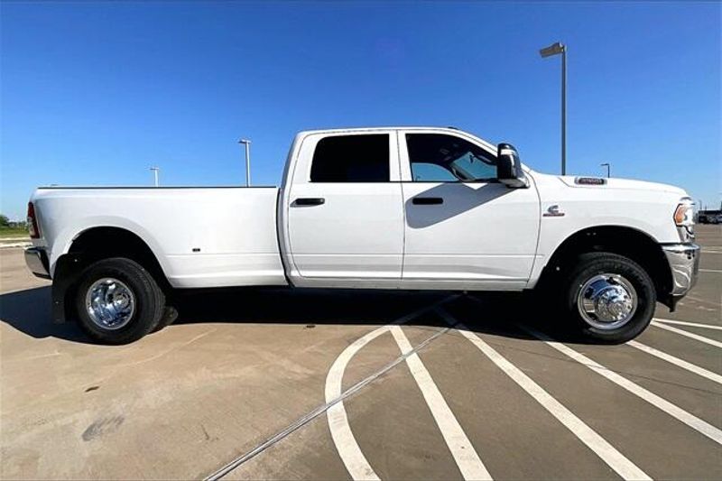 2024 RAM 3500 Tradesman Crew Cab 4x4 8