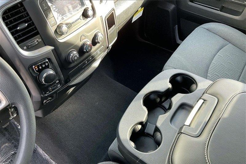 2022 RAM 1500 Classic Warlock Quad Cab 4x4 6