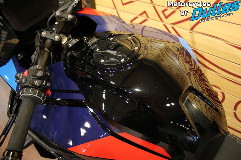 Used 2025 BMW M1000XR Image 12