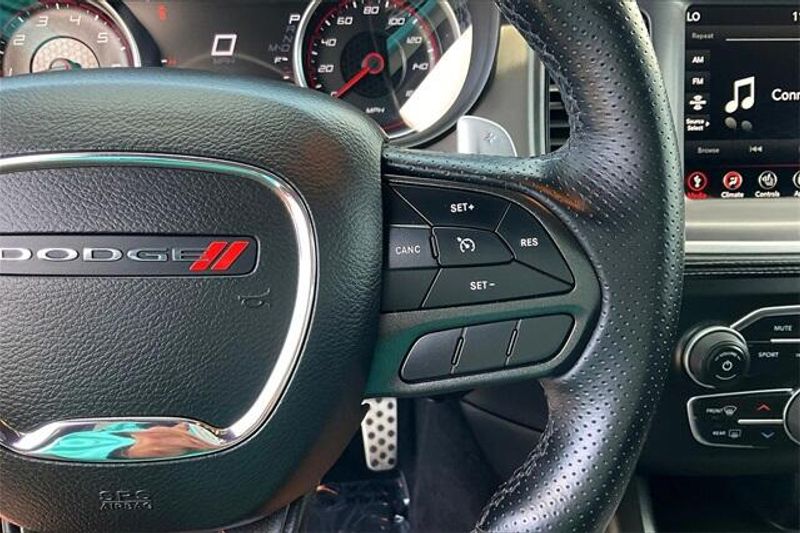 2022 Dodge Charger R/TImage 19