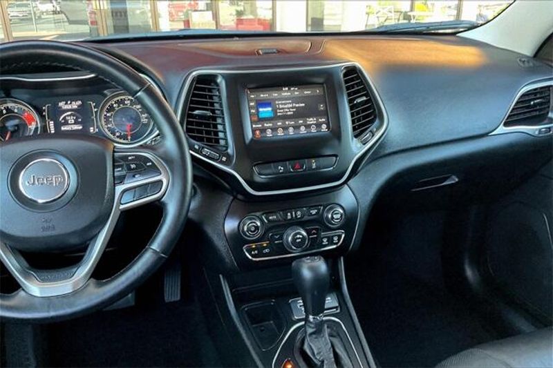 2021 Jeep Cherokee Latitude LuxImage 5