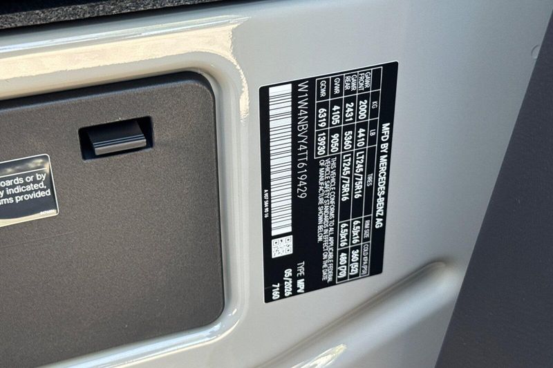 New 2026 Mercedes-Benz Sprinter 2500 Crew 144 WBImage 24