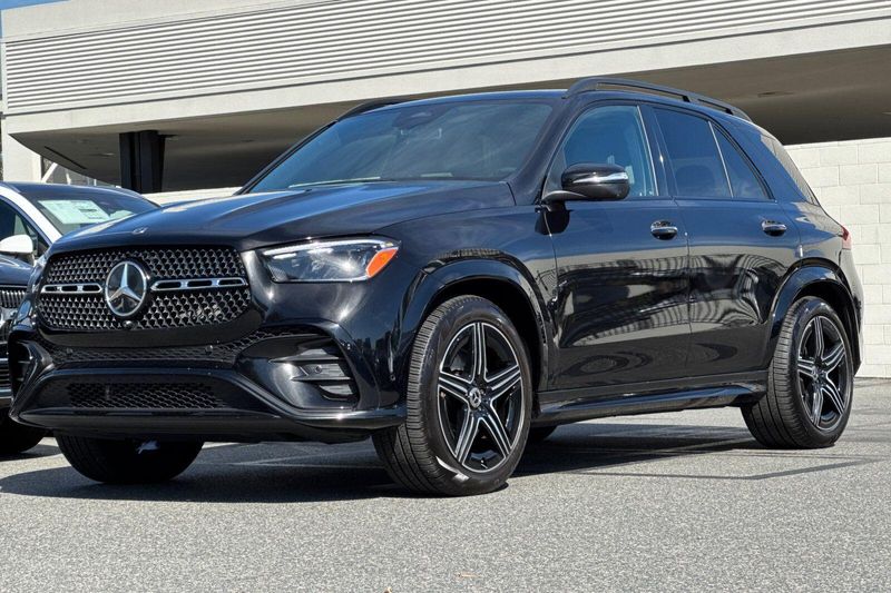 Used 2025 Mercedes-Benz GLE 450Image 8