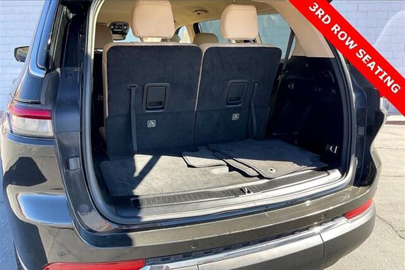 Used 2021 Jeep Grand Cherokee L LimitedImage 33