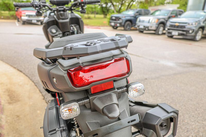 NEW 2026 YAMAHA ZUMA 125 Image 2
