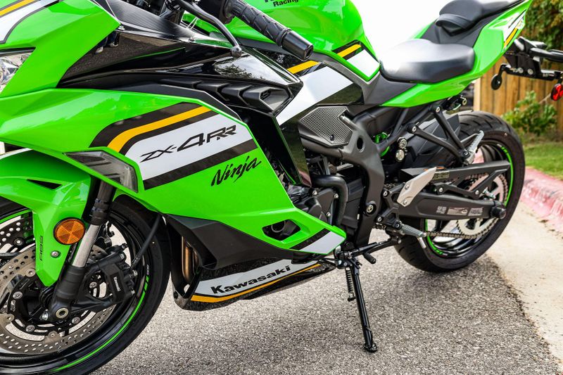 2025 Kawasaki NINJA ZX4RR ABS KRT EDITION ABS LIME GREEN AND EBONY AND PEARL BLIZZARD WHITE Image 20