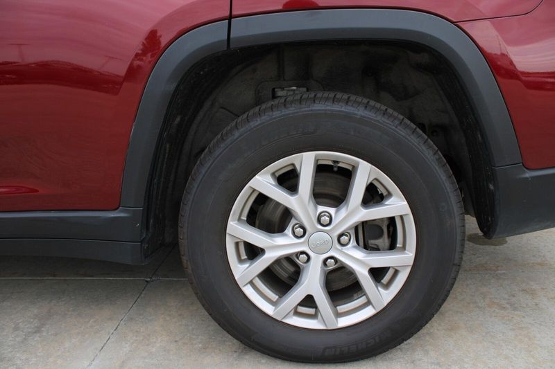 2021 Jeep Grand Cherokee Limited photo 10