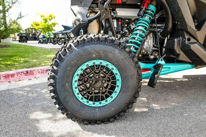 NEW 2025 POLARIS RZR PRO R 4 ULTIMATE Image 12