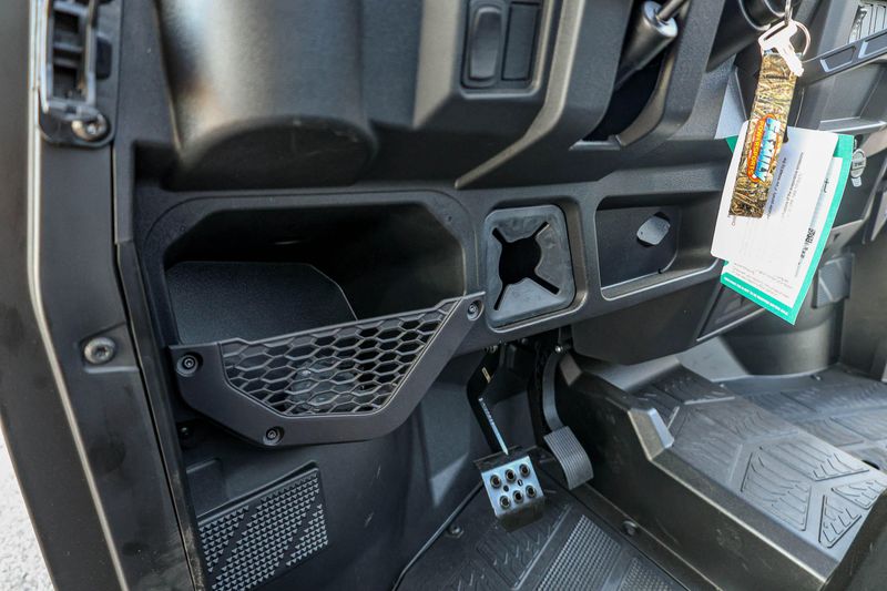 NEW 2026 POLARIS RANGER 1000 EPS Image 3