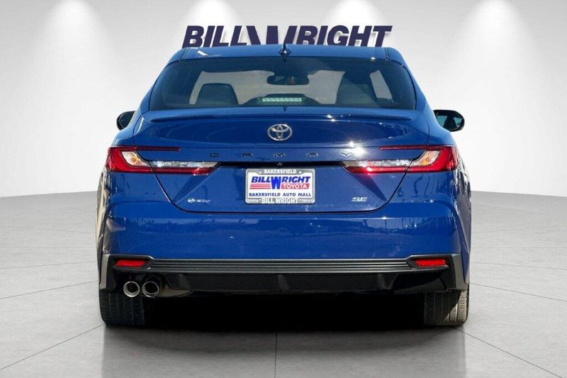 Used 2025 Toyota Camry SEImage 4