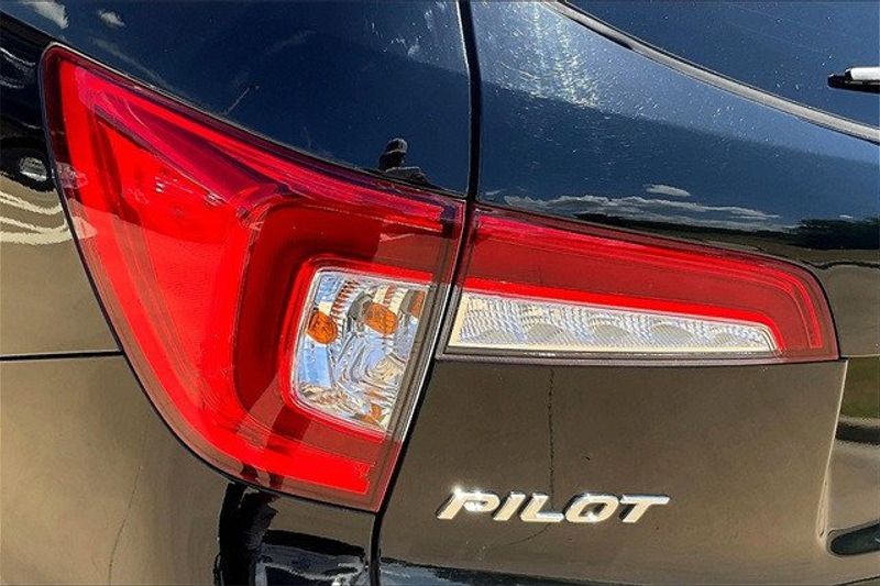 2021 Honda Pilot Special EditionImage 28