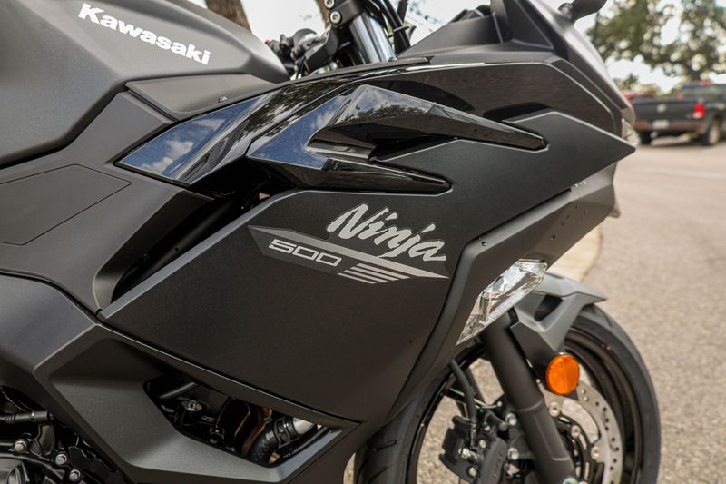 NEW 2026 KAWASAKI NINJA 500 Image 2