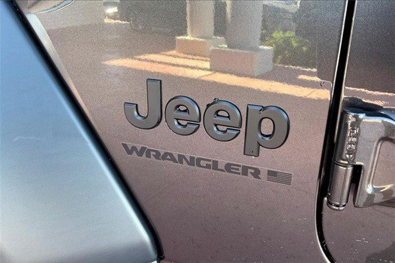 2024 Jeep Wrangler 2-door Sport SImage 13