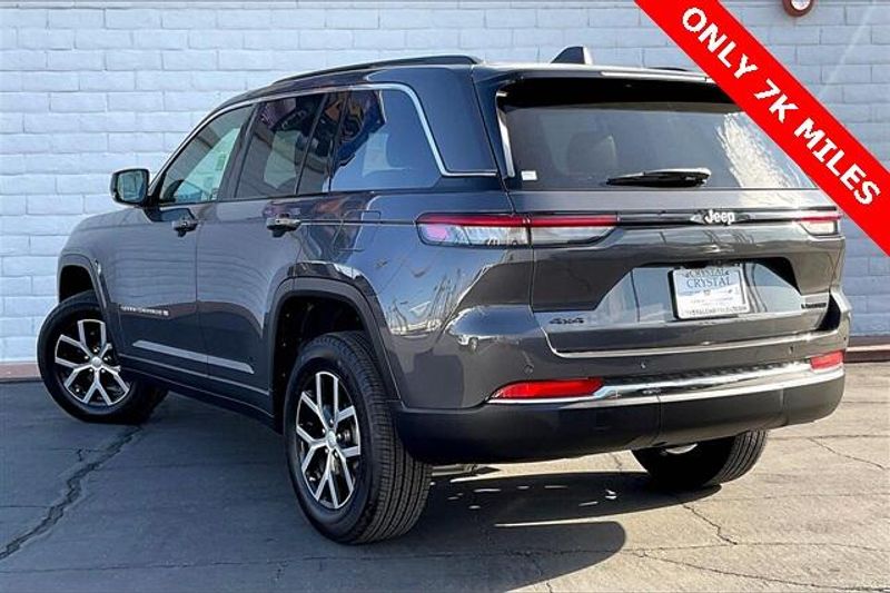 Used 2025 Jeep Grand Cherokee LimitedImage 10