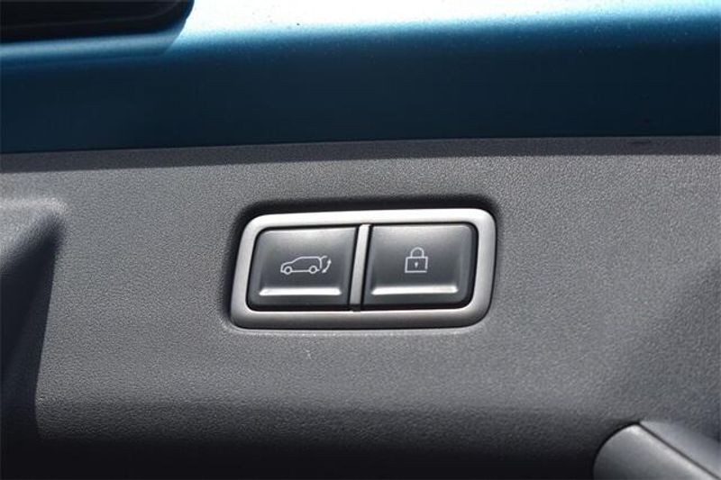 2025 Kia EV9 LandImage 20