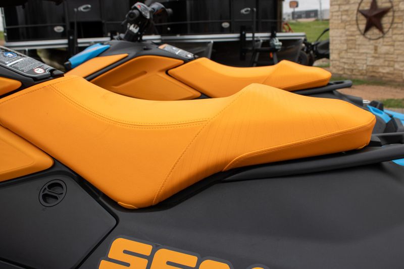 NEW 2026 SEADOO SPARK TRIXX FOR 1 90HP WITH SOUND SYSTEM Image 11