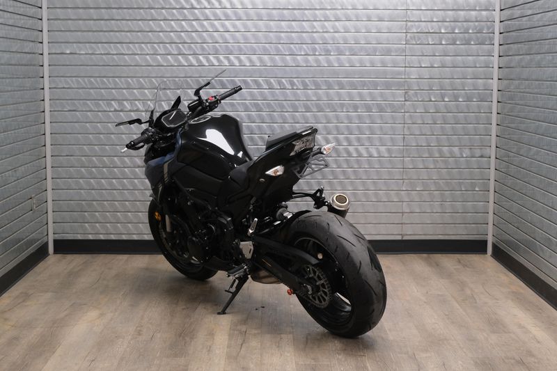 USED 2022 KAWASAKI Z900 ABS Image 5