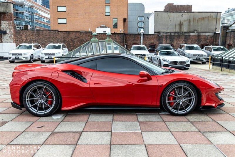 2019 Ferrari 488 Pista BaseImage 7