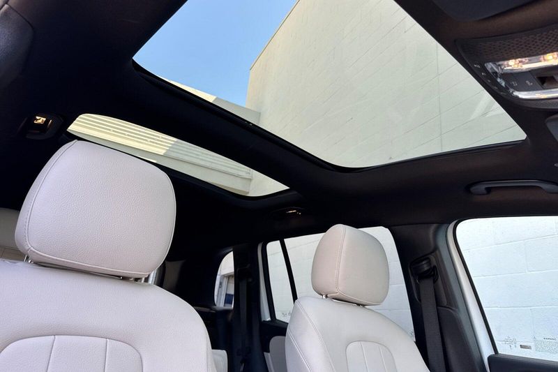 Used 2026 Mercedes-Benz GLB 250Image 19