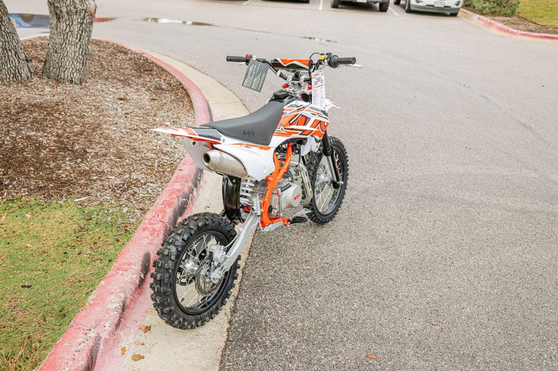 NEW 2025 KAYO TT 125 EFI  in a WHITE exterior color. Family PowerSports (877) 886-1997 familypowersports.com 