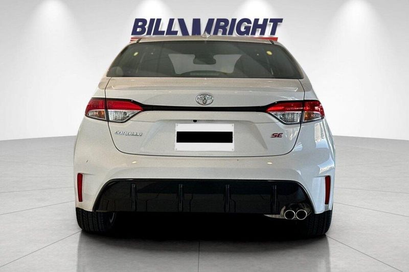 New 2027 Toyota Corolla SEImage 4