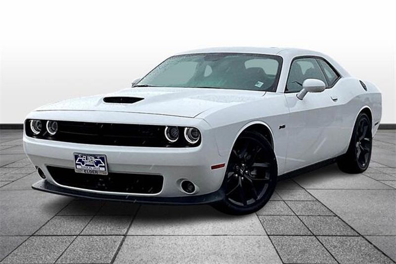 2023 Dodge Challenger R/TImage 2