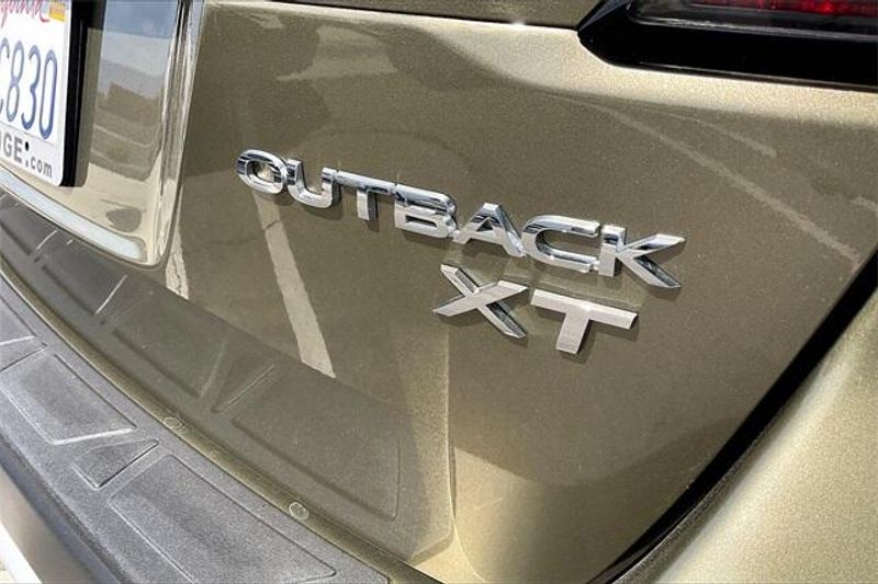 2023 Subaru Outback Limited XTImage 7