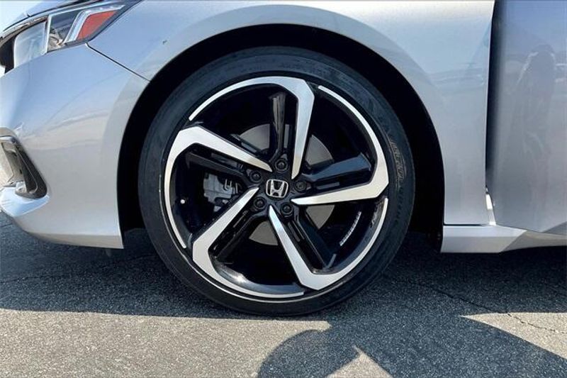 Used 2021 Honda Accord SportImage 8