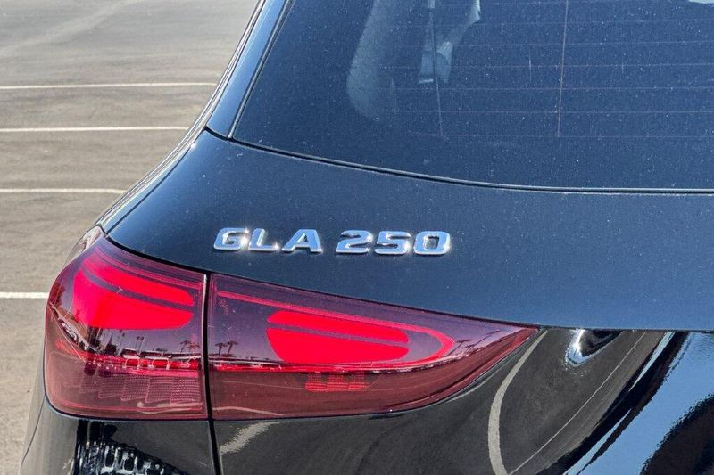 Used 2025 Mercedes-Benz GLA 250Image 25