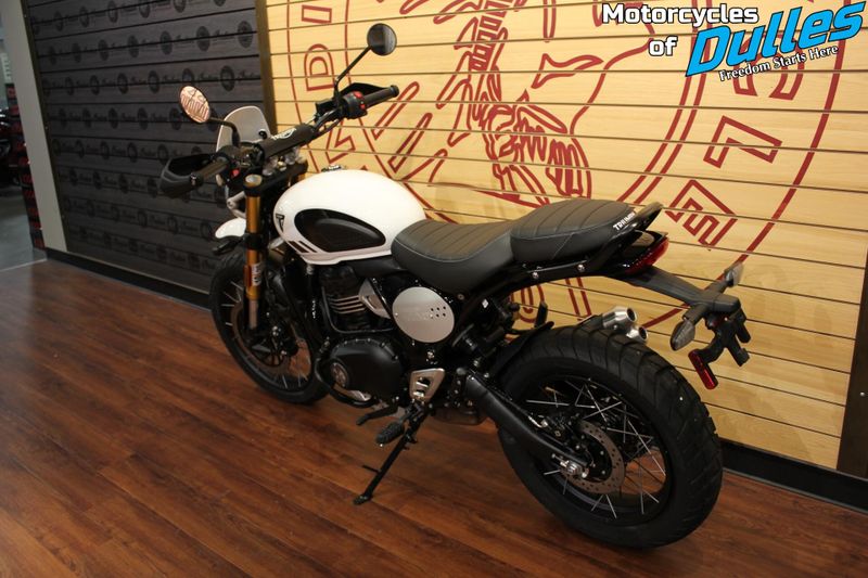 New 2026 Triumph Scrambler 400 XC Image 6