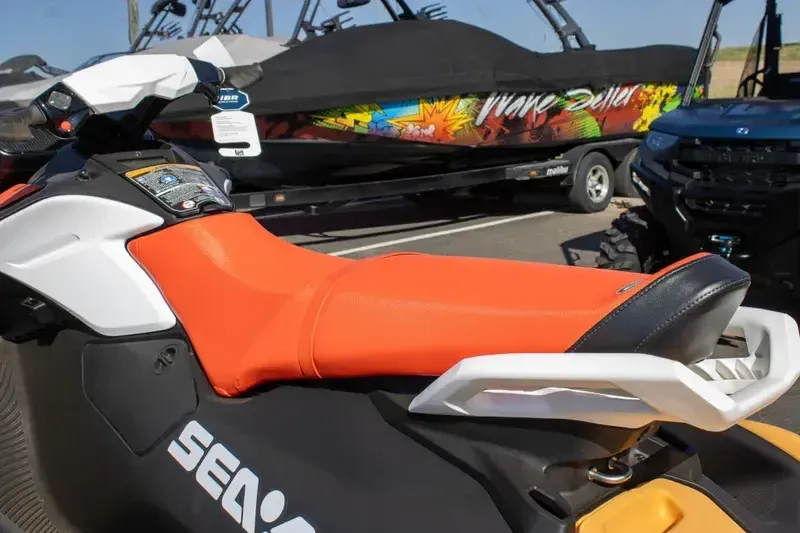 NEW 2026 SEADOO SPARK FOR 3 90HP CONVENIENCE PACKAGE WITH SOUND SYSTEM Image 11
