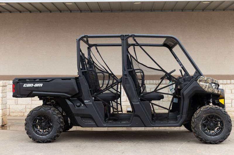 2024 Can-Am DEFENDER MAX DPS HD9 WILDLAND CAMOImage 2