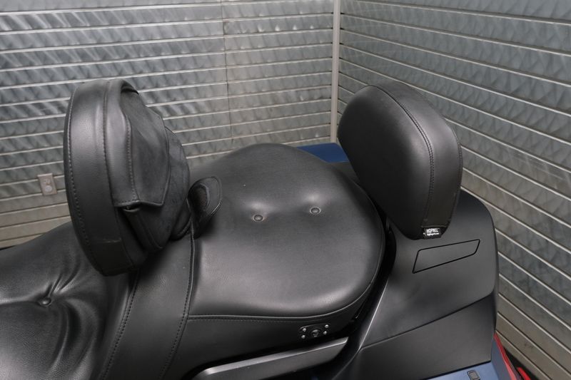 USED 2022 HONDA GOLD WING DCT Image 17