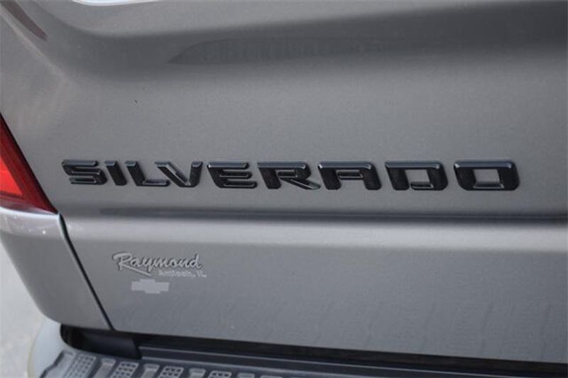 2025 Chevrolet Silverado 1500 RSTImage 19