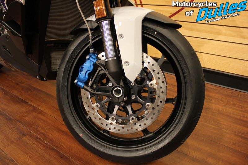 New 2026 BMW M1000XR Image 14