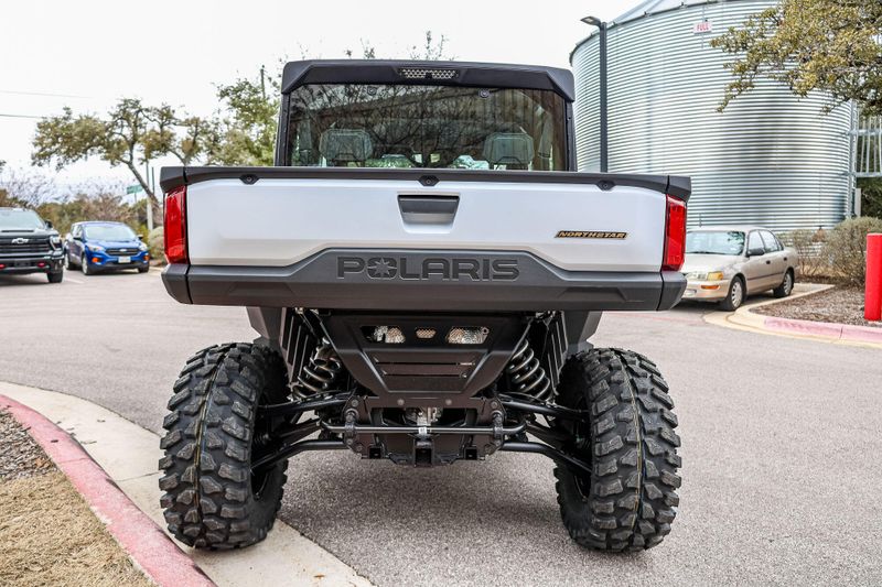 2025 Polaris RANGER CREW XD 1500 NORTHSTAR EDITION PREMIUM GHOST WHITE METALLIC SMOKEImage 9