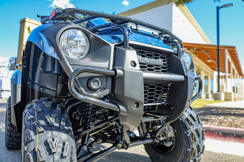 2025 Kawasaki BRUTE FORCE 300  GRAYISH BLUEImage 3