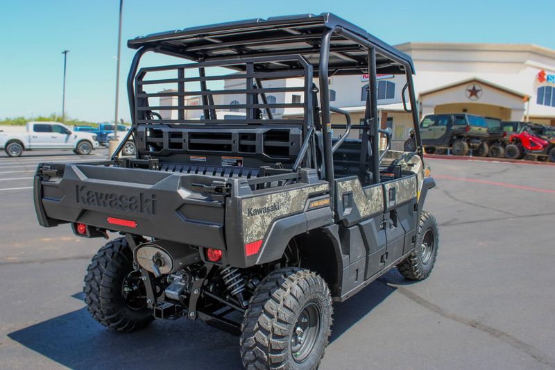 NEW 2026 KAWASAKI MULE PROFXT 1000 LE CAMO Image 4