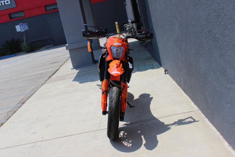Used 2023 KTM SMC 690 R Image 8